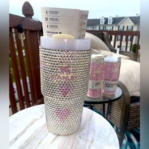 💖Bedazzled Stanley - Clear W/ Pink Hearts 💖